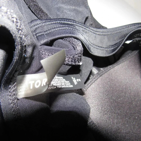 TORIRD One-Piece Mesh Insert Keyhole Wireless Black Swimsuit Size 2 (Women 18-20 - Picture 4 of 4